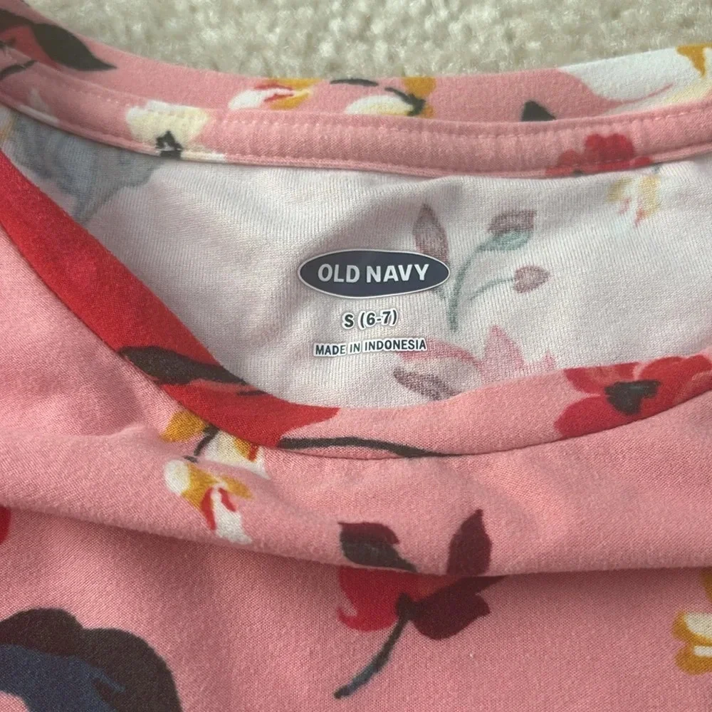 LOT Good Condition Old Navy Tops